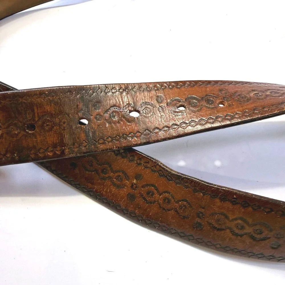 Vintage Brown Hand Tooled Leather Belt Strap Western Southwestern 1.5 Inch Sz 34